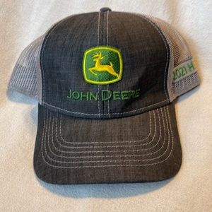 JOHN DEERE SNAP BACK CAP